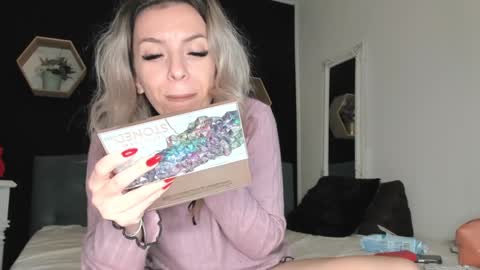 alesys69 online show from 12/23/24, 12:35