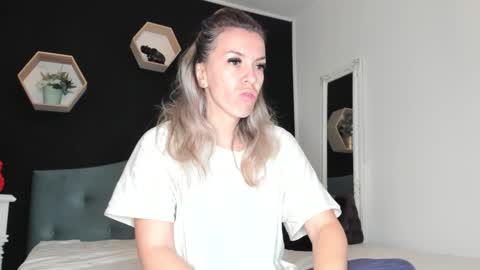 alesys69 online show from 12/30/24, 11:38