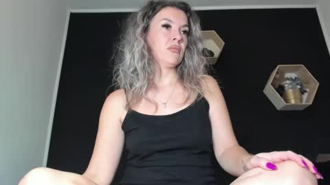 alesys69 online show from 10/02/25, 10:06