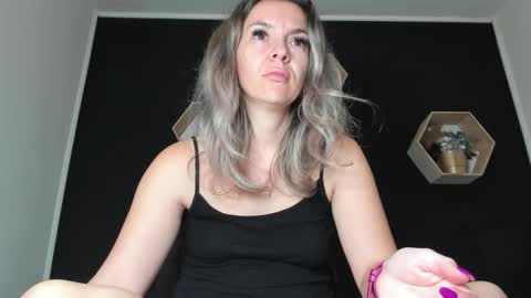 alesys69 online show from 10/12/25, 09:25