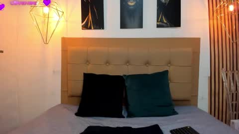 Aleszia online show from 09/11/25, 08:20