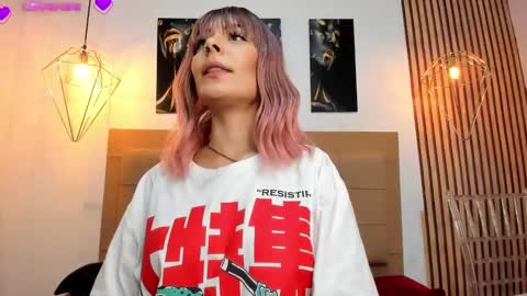 Aleszia online show from 10/05/25, 07:23