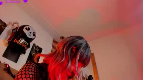 Aleszia online show from 10/15/25, 08:42