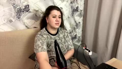 Snapshot of aletta_oushen chatting on 01/14/25, 01:49 Aletta Oushen online show from 01/14/25, 01:49