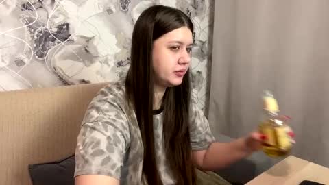 Snapshot of aletta_oushen chatting on 01/15/25, 12:36 Aletta Oushen online show from 01/15/25, 12:36