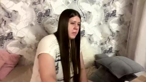 Snapshot of aletta_oushen chatting on 02/03/25, 05:14 Aletta Oushen online show from 02/03/25, 05:14