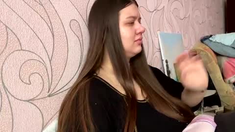 Snapshot of aletta_oushen chatting on 02/09/25, 09:58 Aletta Oushen online show from 02/09/25, 09:58