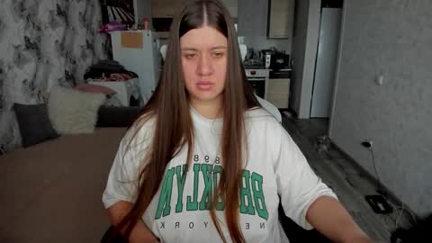 Snapshot of aletta_oushen chatting on 11/13/25, 10:03 Aletta Oushen online show from 11/13/25, 10:03