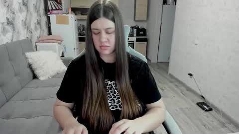 Snapshot of aletta_oushen chatting on 11/30/25, 11:36 Aletta Oushen online show from 11/30/25, 11:36