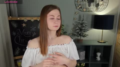 Snapshot of alettablacck chatting on 12/16/25, 01:21 alettablacck online show from 12/16/25, 01:21