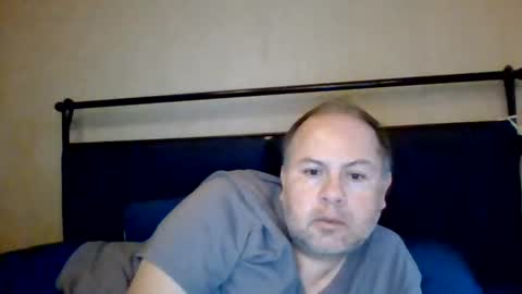 Snapshot of aleveg__101 chatting on 07/05/26, 12:39 aleveg__101 online show from 07/05/26, 12:39