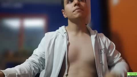 Snapshot of alex0397 chatting on 12/07/24, 10:28 alex0397 online show from 12/07/24, 10:28