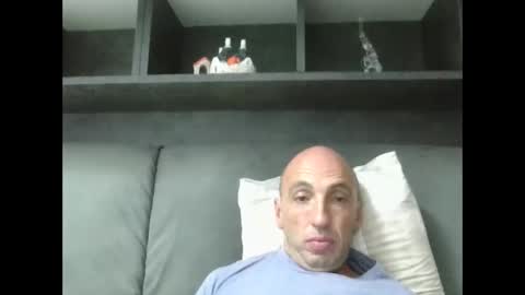 alex120475 online show from 10/22/25, 11:15