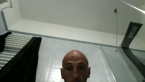 alex120475 online show from 04/05/26, 09:01