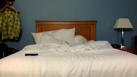 Snapshot of alex249744 chatting on 12/17/25, 08:59 Alex online show from 12/17/25, 08:59