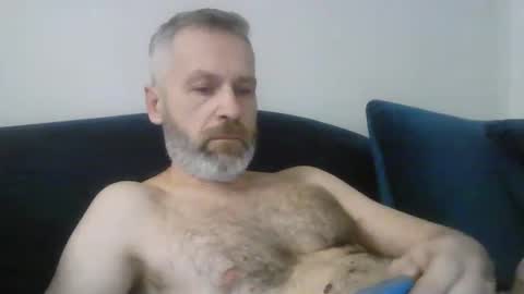 Snapshot of alex80581 chatting on 01/05/25, 04:38 Alexey online show from 01/05/25, 04:38