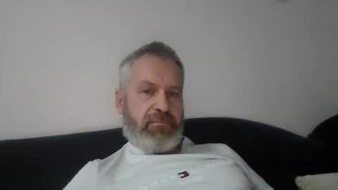 Snapshot of alex80581 chatting on 10/25/25, 03:07 Alexey online show from 10/25/25, 03:07