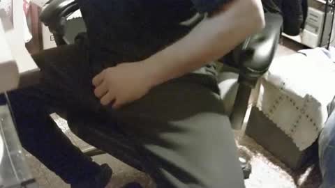 Snapshot of alex81pv1981 chatting on 12/27/24, 05:48 alex81pv1981 online show from 12/27/24, 05:48