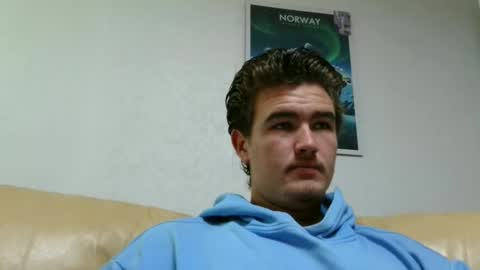 Snapshot of alex83530 chatting on 01/04/25, 01:53 Alex83530 online show from 01/04/25, 01:53