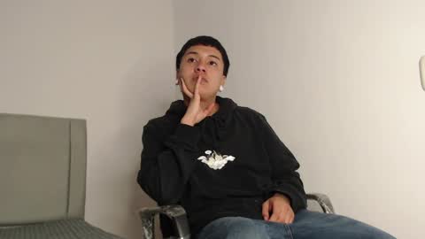 Owen online show from 04/01/26, 04:13