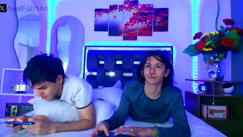 Snapshot of alex_and_fabian chatting on 01/24/25, 09:47 sneider online show from 01/24/25, 09:47