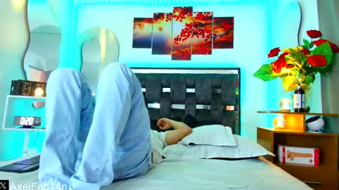 Snapshot of alex_and_fabian chatting on 02/24/25, 06:47 sneider online show from 02/24/25, 06:47