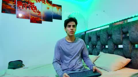 sneider online show from 03/15/26, 03:23