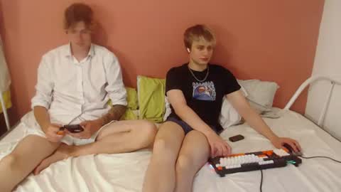 Snapshot of alex_and_oliviver chatting on 08/06/26, 02:57 Alex miller and Oliver sweet online show from 08/06/26, 02:57