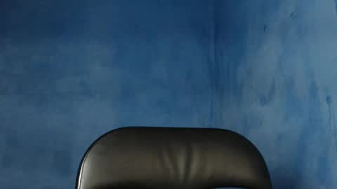 Snapshot of alex_blu chatting on 06/25/26, 03:16 Alex online show from 06/25/26, 03:16