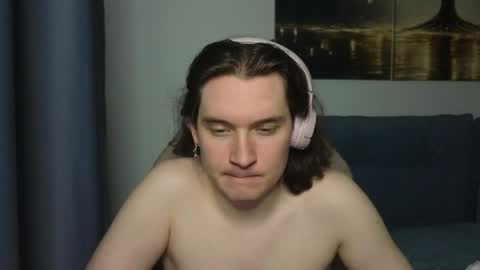 FAVORITE online show from 06/01/26, 03:52