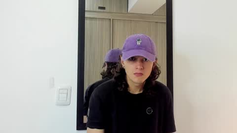 Snapshot of alex_connorr chatting on 01/31/25, 03:22 alex_connorr online show from 01/31/25, 03:22