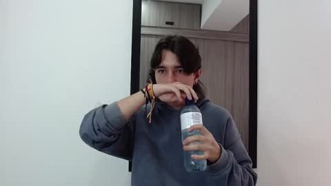 Snapshot of alex_connorr chatting on 02/19/25, 03:49 alex_connorr online show from 02/19/25, 03:49