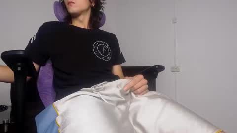 Snapshot of alex_connorr chatting on 06/09/26, 01:06 alex_connorr online show from 06/09/26, 01:06