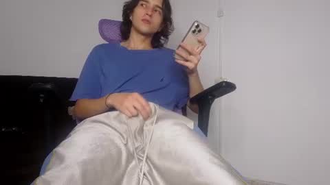 alex_connorr online show from 07/15/26, 01:44