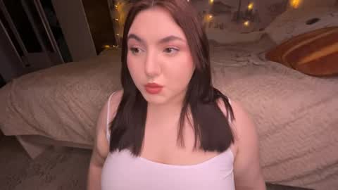 Snapshot of alex_dreams_ chatting on 12/12/24, 06:42 Alex online show from 12/12/24, 06:42