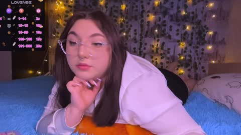 Snapshot of alex_dreams_ chatting on 01/22/25, 07:25 Alex online show from 01/22/25, 07:25