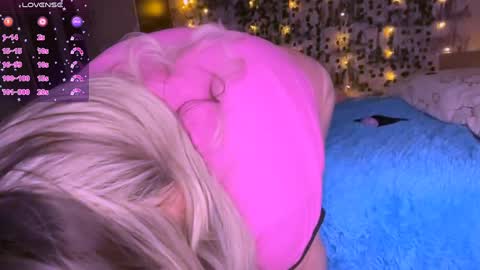 Snapshot of alex_dreams_ chatting on 01/23/25, 04:59 Alex online show from 01/23/25, 04:59