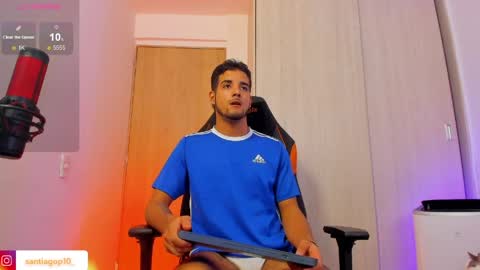 i am Alex online show from 04/12/26, 04:56