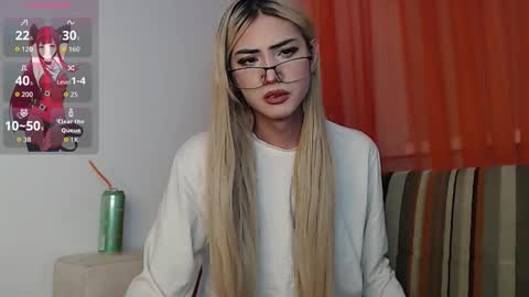 Snapshot of alex_lsf chatting on 10/02/25, 07:43 CorneliaLia inst  online show from 10/02/25, 07:43