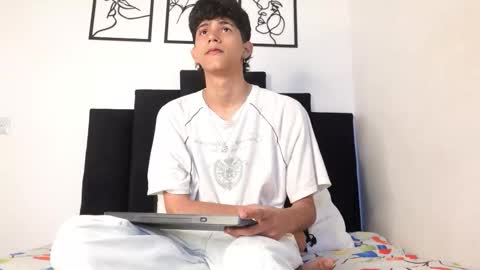 alex_mark_ online show from 02/05/26, 01:38