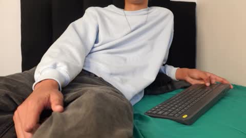 alex_mark_ online show from 02/13/26, 01:18