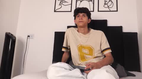 alex_mark_ online show from 02/26/26, 07:24