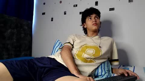 Snapshot of alex_mark_ chatting on 05/07/26, 05:18 alex_mark_ online show from 05/07/26, 05:18