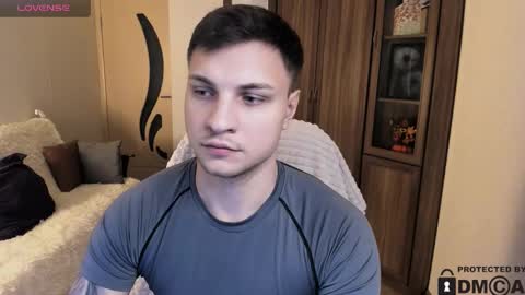 alex_milson online show from 10/28/25, 04:09