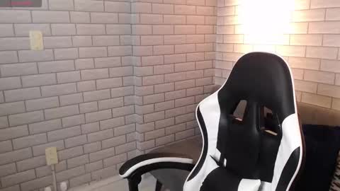 Alex  online show from 03/09/26, 07:40