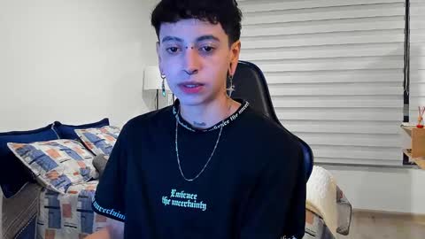 Residente0xxx online show from 02/27/25, 02:42