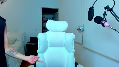 Residente0xxx online show from 02/06/26, 06:40