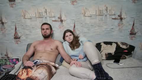 Alex and Sarah online show from 10/17/25, 08:44