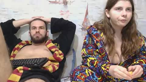 Alex and Sarah online show from 02/05/26, 12:26