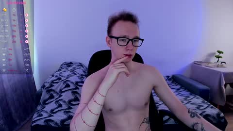 Snapshot of alex_silent chatting on 02/25/25, 10:04 alex_silent online show from 02/25/25, 10:04